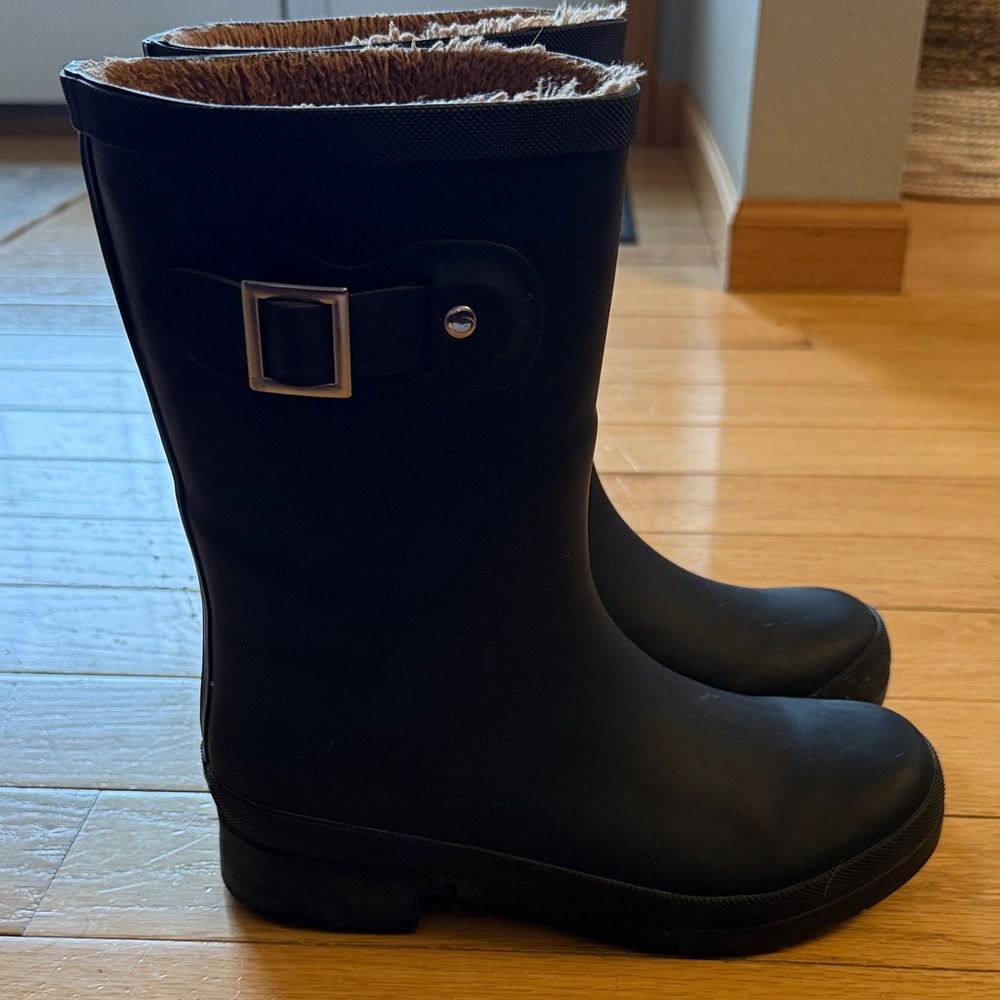 Chooka Black Winter / Rain Boots with Tan Lining - Picture 2 of 5